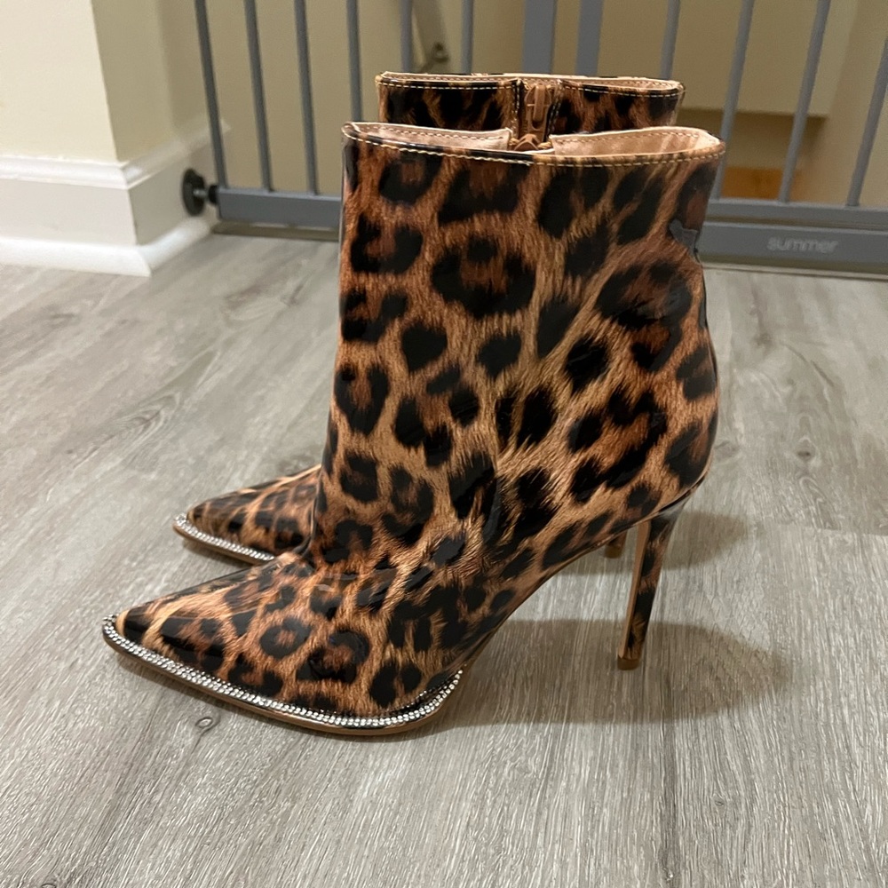 Animal print patent leather bootie with rhinestone
